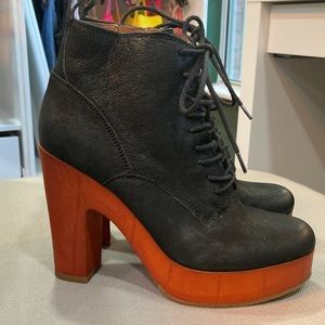 Lucky 🍀 Brand black ankle boots. Size 6 1/2.